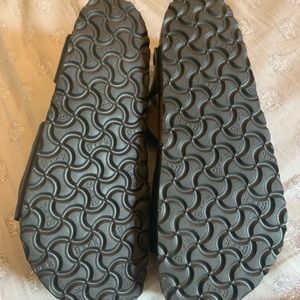 Birkenstock Shoes - BNWT Birkenstock Rio Size 39 Birkenstock Shoes - BNWT Birkenstock Rio Size 39
